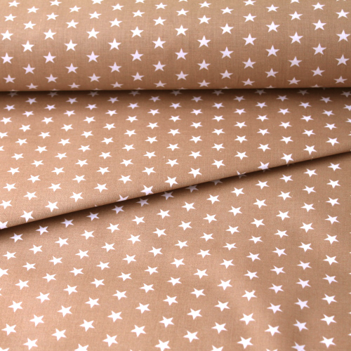 Bavlněná látka béžová - bílá hvězdička - Šířka materiálu (cm): 145, Vyberte šití a stužku: obšít okraje  a našít stužku 7,5cm