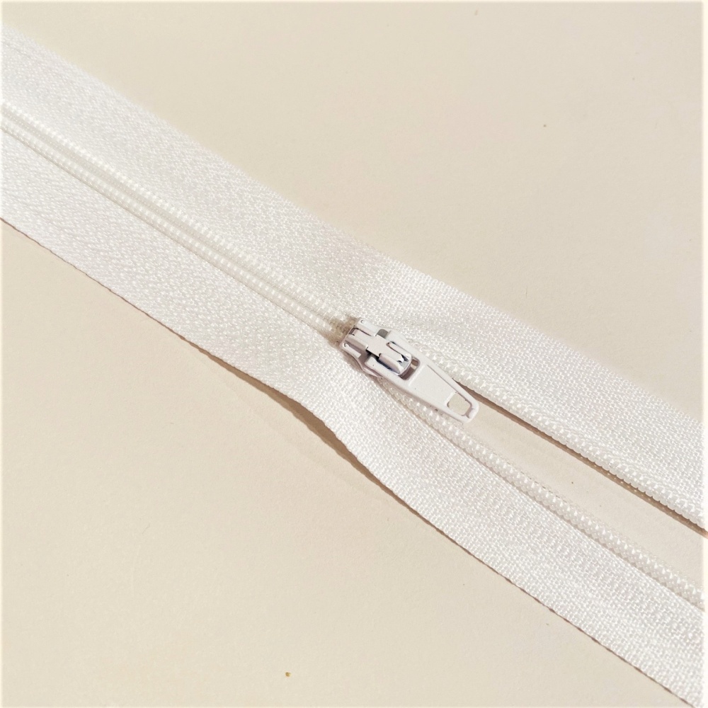 Zip spirálový dělitelný 3 mm - bílý 55 cm