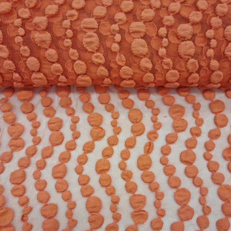 Tyl s aplikací puntíky - oranž - 150 cm