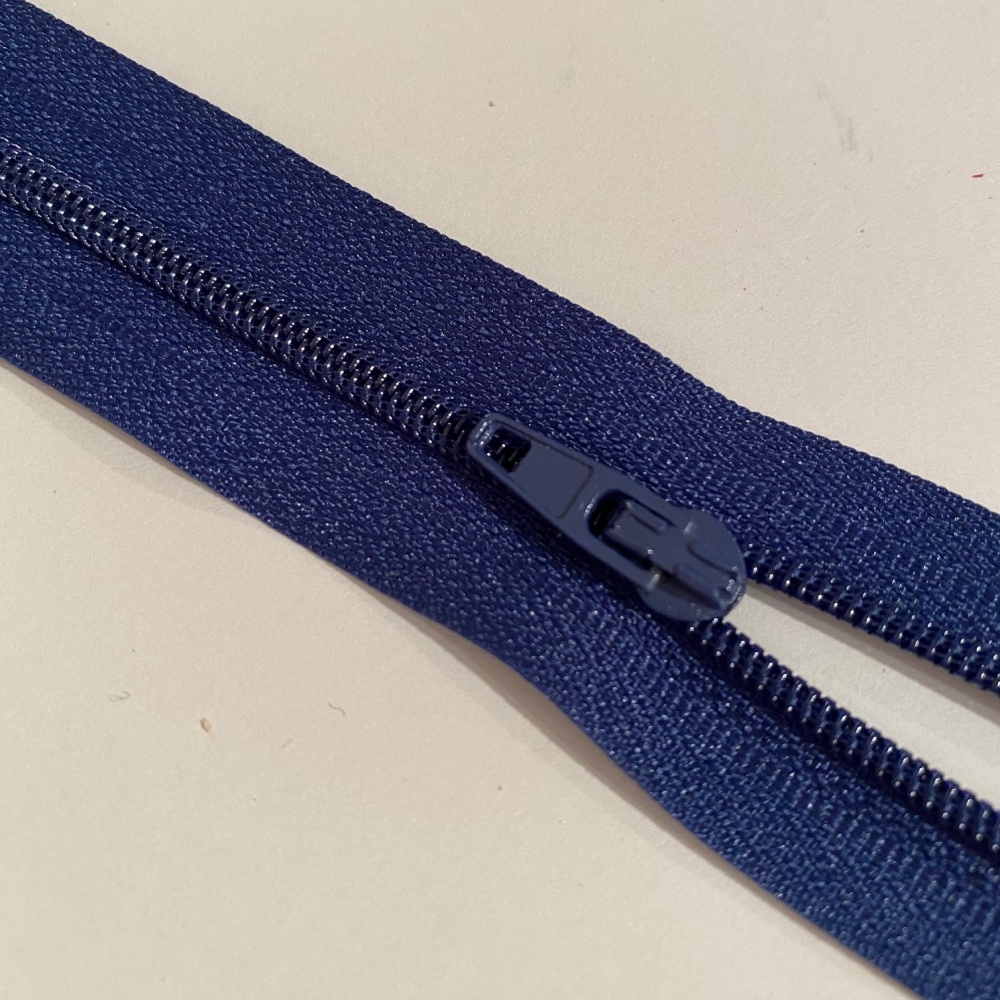 Zip spirálový dělitelný 3 mm -modrý 40 cm